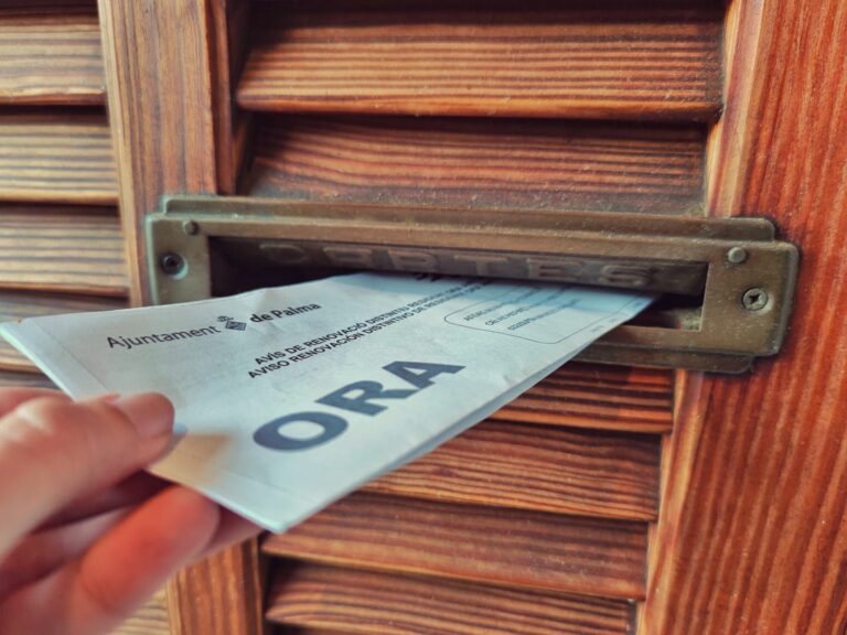 Correos electrónicos para tramitar las renovaciones de ORA