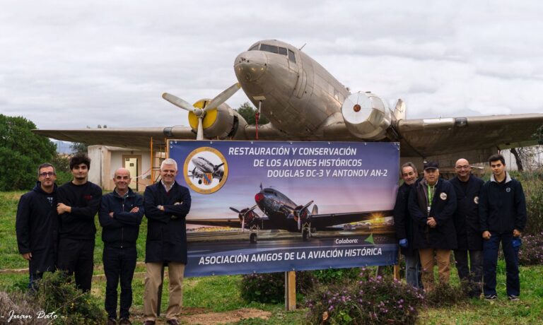 Los Amigos de la Aviación Histórica