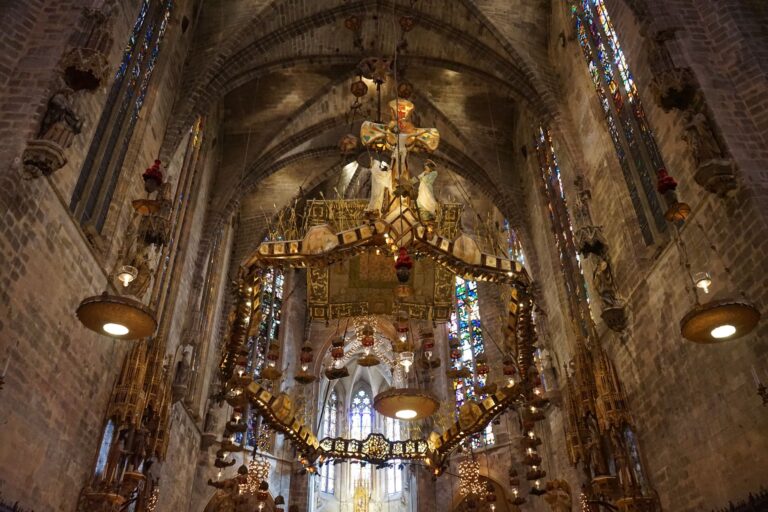 La restauración litúrgica de Gaudí en la Seu