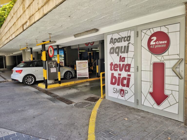 El aparcamiento de plaza Mayor habilita 42 plazas para bicicletas
