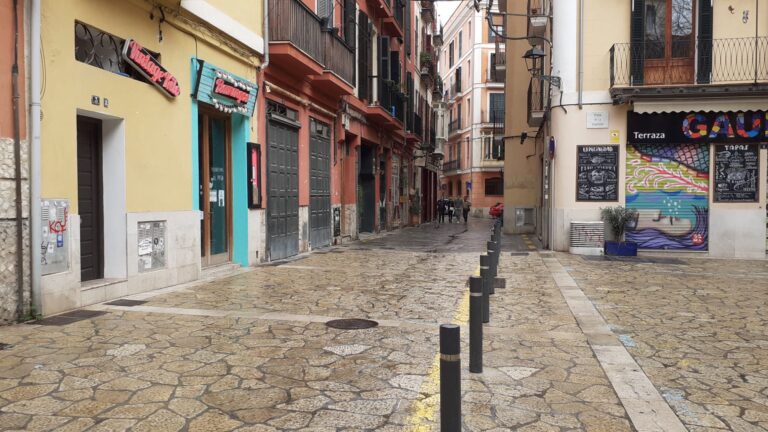 Minyones, Peraires, Pes des Formatge i Fideus serán peatonales