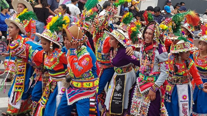 Consulado móvil ecuatoriano en Mahón