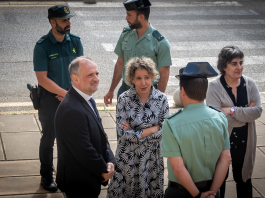 Prácticas de traducción en la Policía Nacional y en la Guardia Civil por alumnos de la UIB