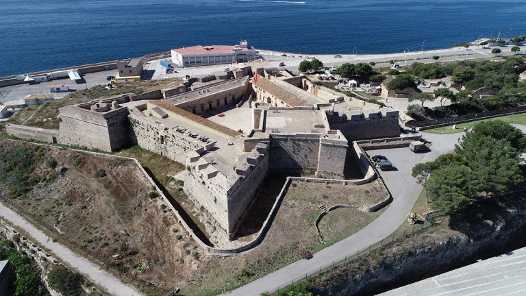 El Castillo de San Carlos ha programado diversas actividades, con motivo de la celebración del Día de les Illes Balears