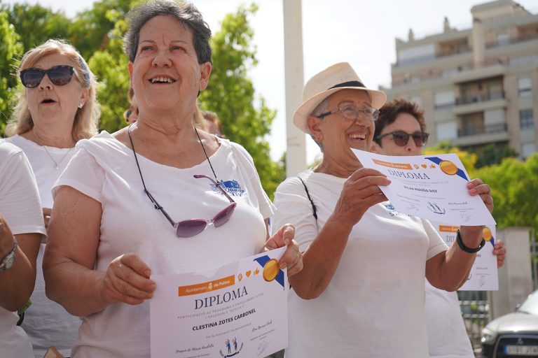 El programa de envejecimiento activo Actíva’t celebra su fin de curso en el parque de ses Estacions