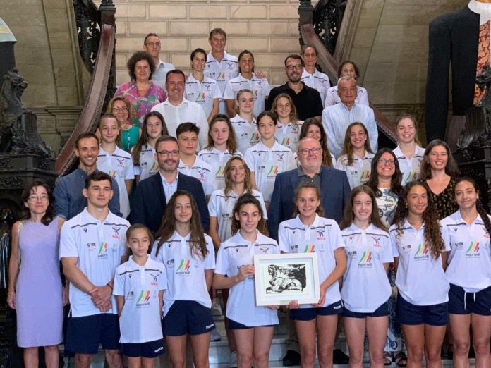 Homenaje al Club Chelska, campeón de la Liga Iberdrola de Gimnasia Artística