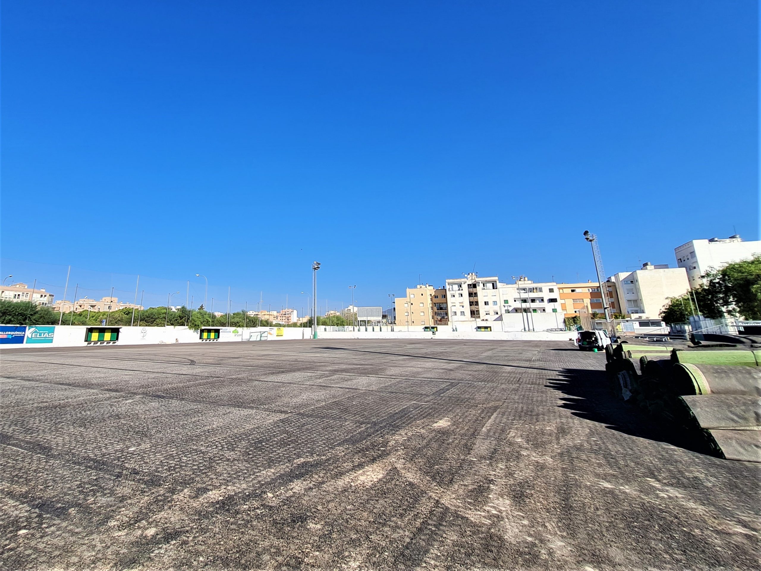 renovación completa de los campos de fútbol 11 de Can Valero y el Rafal