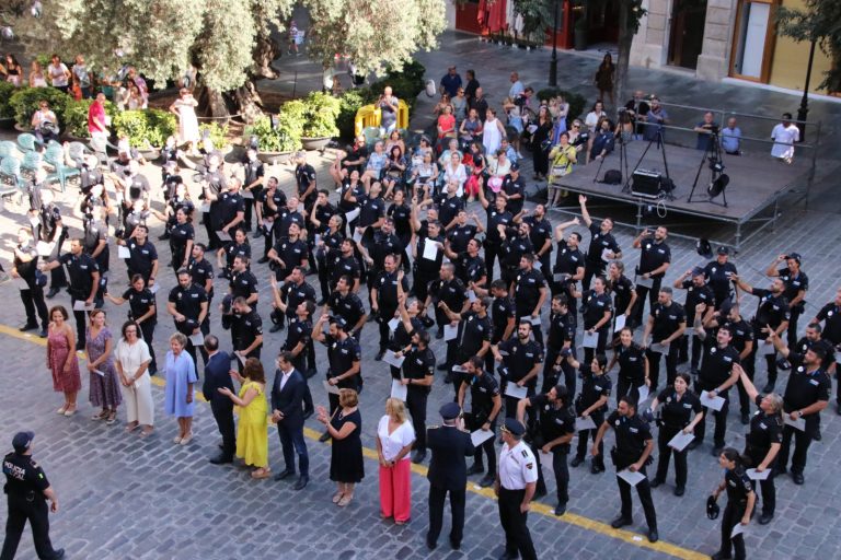 Bienvenida a los nuevos agentes de la Policía Local de Palma