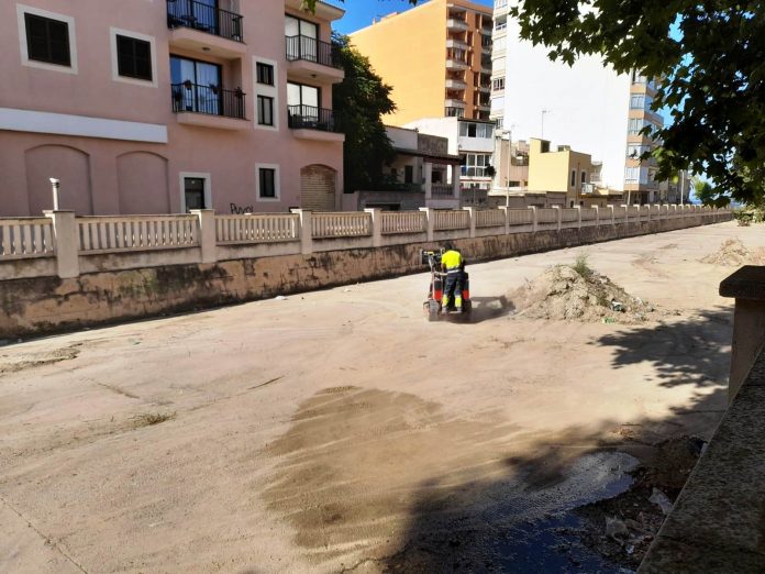 Cort limpiará los tramos urbanos de siete torrentes
