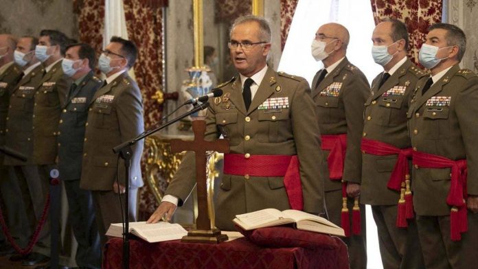 El Teniente General Alejandro Escámez Fernández Jefe el Mando de Canarias, visita las Baleares