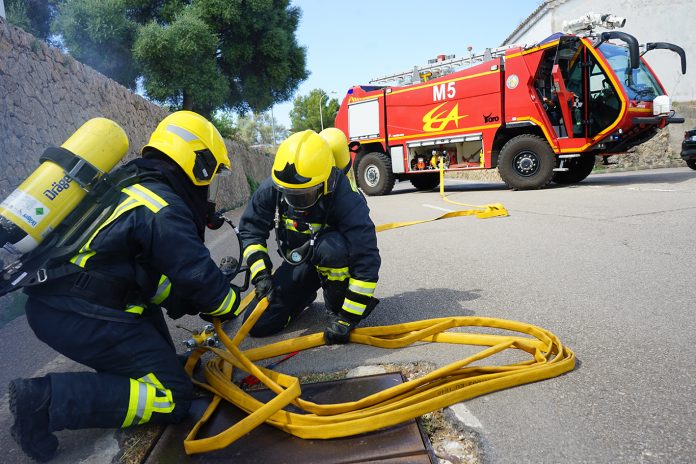 Bomberos militares