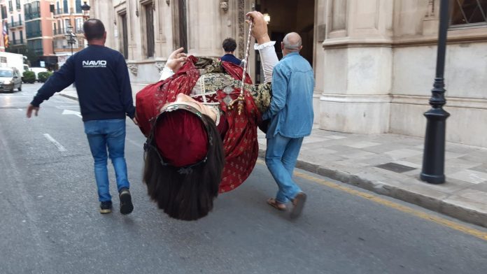 Finaliza el proceso de restauración del grupo de Gegants del Consell