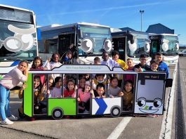 La EMT Palma abre las cocheras en las visitas escolares