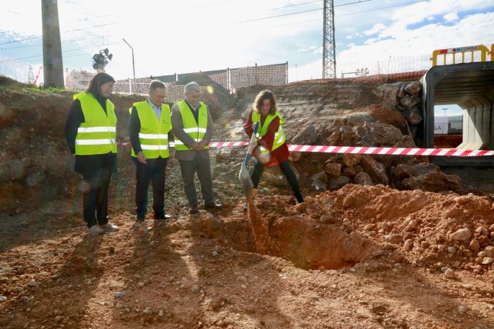 El Govern pone la primera piedra del nuevo apeadero ferroviario de Inca