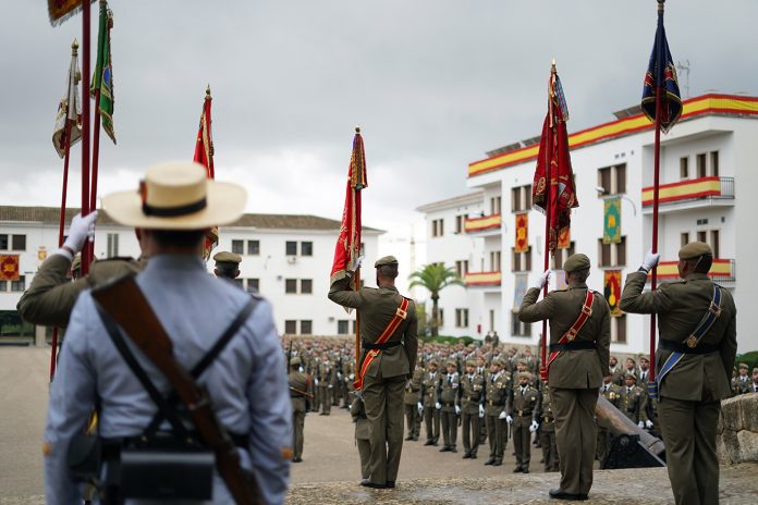 Desfile de la Patrona de Infantería del R I “Palma” 47