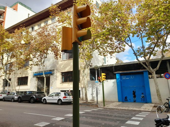 El entorno escolar del Centro Jesús Maria gana seguridad vial