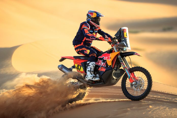 Victorias para Loeb, Benavides y Guthrie ya que, a falta de una etapa, Toby Price, Nasser Al-Attiyah y Austin Jones lideran antes de coronar a los campeones del Rally Dakar 2023. Y coronamos a nuestro conductor del año.