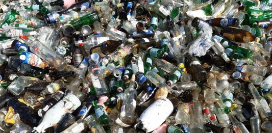 Los mallorquines y mallorquinas cada vez más concienciados con el reciclaje de vidrio