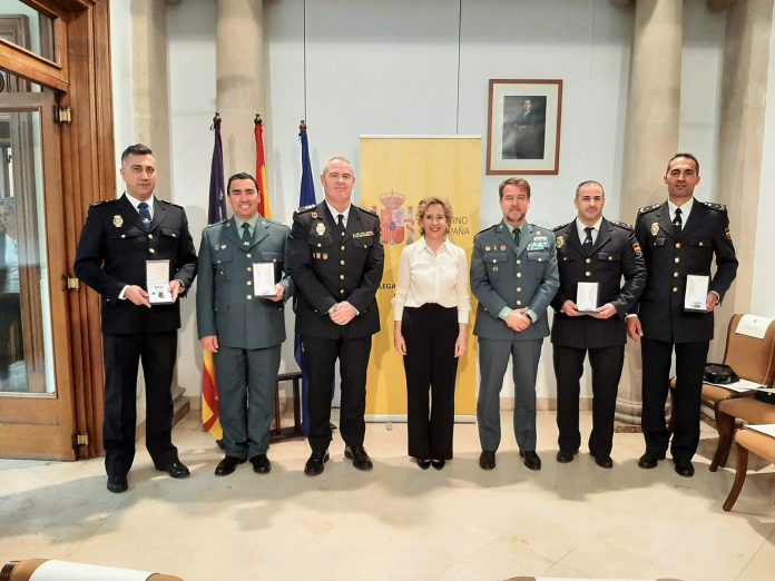 Medalla de Protección Civil a cuatro miembros de las Fuerzas y Cuerpos de Seguridad del Estado en Balears