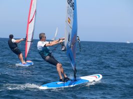 La clase windsurfer se promociona en los clubs náuticos de Mallorca