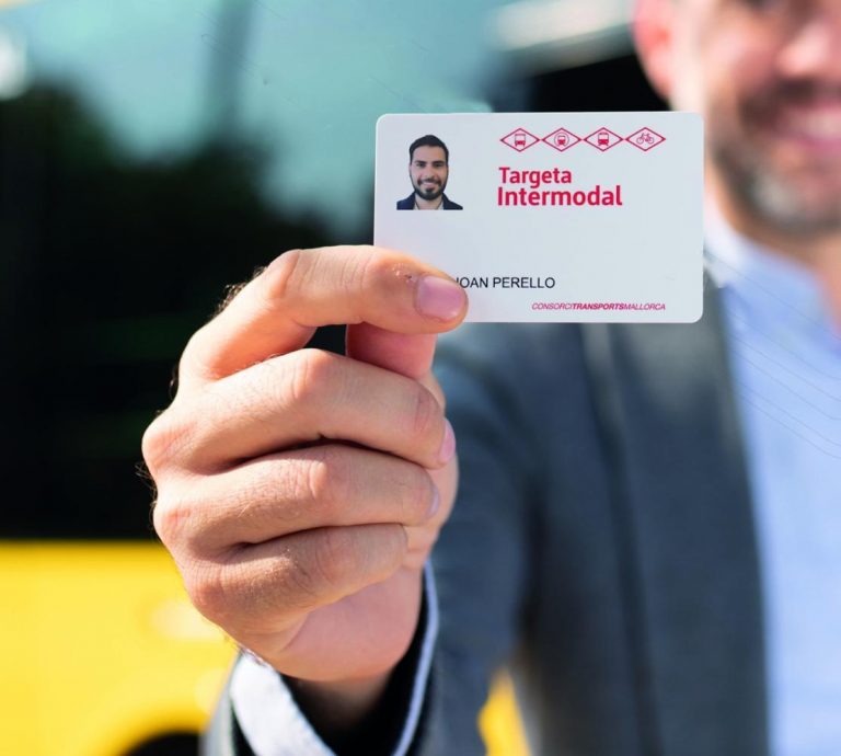 <strong>Los jóvenes que estudien en Mallorca pueden solicitar desde este viernes el nuevo perfil estudiante de la Tarjeta Intermodal</strong>