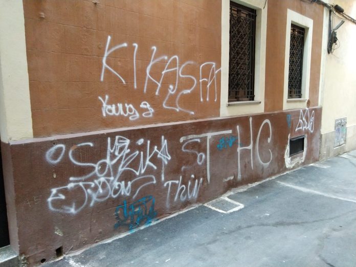 Se prorroga el precio reducido del servicio de eliminación de pintadas vandálicas en edificios privados hasta julio de 2025