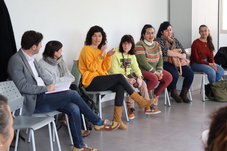 Mullaria" pone en común experiencias de mujeres gitanas de Palma