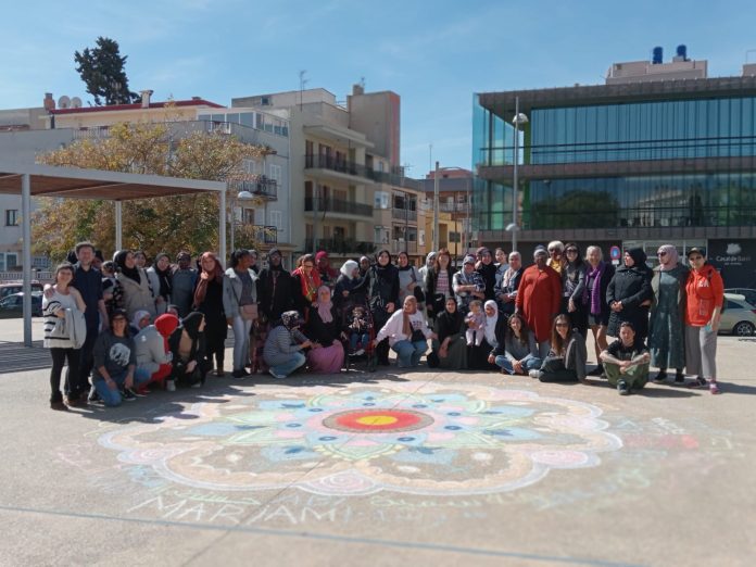 Una cincuentena de mujeres participó en el Rafal Nou de la actividad 