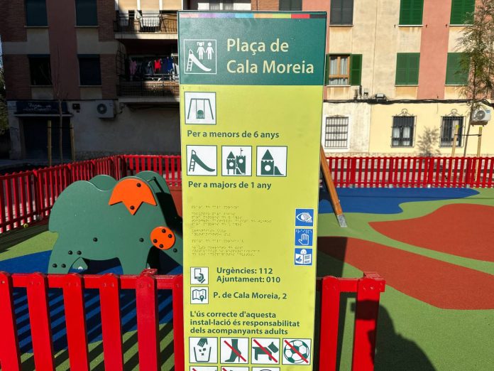 Son Cladera estrena la renovación de las plazas de Cala Moreia y Cala Pi