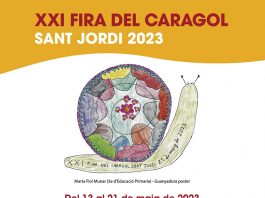 El concejal de Promoción Económica, Ocupación y Distrito Playa de Palma- Pla de Sant Jordi, Jordi Vilà y Josep Maria Lendínez, presidente de la Asociación Feria del Caracol han presentado hoy la veintiuna edición de la Feria del Caracol de Sant Jordi 2022 que se celebrará el próximo domingo 21 de mayo en la barriada palmesana de Sant Jordi. El evento, que nació a propuesta de diferentes asociaciones y entidades vecinales de la zona en 2001, después de veinte ediciones se convierte en una cita en el calendario festivo de ciudad que recoge cada año más de quince mil personas. Se trata de una feria esencialmente gastronómica dedicada al caracol donde encontramos venta y degustación de caracoles cocinados como eje principal de la feria, con la participación de empresas criadoras, productoras y comercializadoras de caracoles de Mallorca, pero también de otros productores especializados como queseros, aceiter, vinateros, campesinos, productos ecológicos, venta de productos agroalimentarios, tenderetes de artesanos, creadores, artistas. Así como de bares y restaurantes de Sant Jordi, s'Aranjassa o Casa Blanca. El objetivo es potenciar la gastronomía del caracol y dar a conocer las posibilidades culinarias de este molusco, así como promover las granjas de caracoles que existen en Mallorca, presentándolas como una salida económica y de recuperación de terrenos agrícolas. El programa de la feria arranca este próximo viernes con una cata de vino. El sábado arrancará la jornada con un pasacalle con xeremiers de Sant Jordi y unas jornadas gastronómicas con el caracol como elemento principal de la cocina tradicional. A las 16 h tendrá lugar las tradicionales carreras de caracoles. Por la noche se celebrará una noche gastronómica caracolera que estará dinamizada con actuación musical de Monkey's Swinger. A celebración de una caracol popular en la plaza Bisbe Planas y un concurso de decoración de mesas. La velada, además, estará dinamizada por el grupo musical Expresión. El domingo un pasacalle dará el suso a la Fira, que abrirá sus puertas al público a las 9:30h hasta las 19h. Habrá cerca de una treintena de tenderetes de venta y degustación de caracoles cocinados, de productos agroalimentarios tradicionales, venta agroalimentaria de productos y elaborados, etc. Entre las novedades encontramos demostraciones culinarias de dos chefs de ASCAIB, así como la cata de platos típicos elaborada a cargo de los profesores de cocina del IES Puig de Sa Font de Son Servera. Asimismo, existen programadas actividades para toda la familia, con talleres familiares e infantiles a cargo de Kcodril y un baile popular. También se podrá degustar la tradicional ensaimada gigante de dos metros de diámetro elaborada por el horno de Can Coll. A las 19h el Corredrac de Sant Jordi será el acto de clausura de la Fira. Por parte del Ayuntamiento se proveerán los servicios municipales: policía, bomberos, servicios de ambulancia, cabinas sanitarias, toma de corriente y agua, montaje de escenario, sillas, mesas... Se habilitará un aparcamiento disuasorio y aumentará la frecuencia de la EMT para facilitar la llegada de todos aquellos ciudadanos que decidan desplazarse en transporte público.