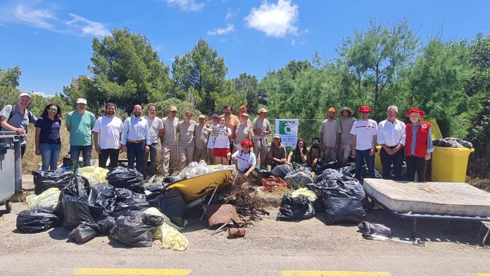 Eliminados 830 kilos de residuos del área Biológica Crítica de Magaluf