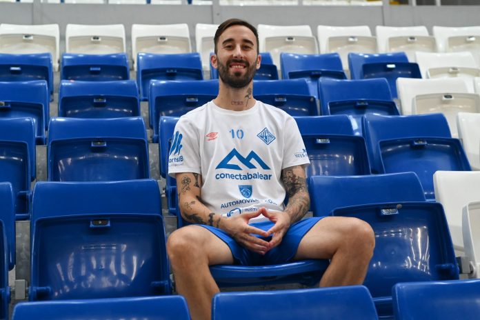 Mario Rivillos: “Somos una plantilla nueva y hay que ir paso a paso”