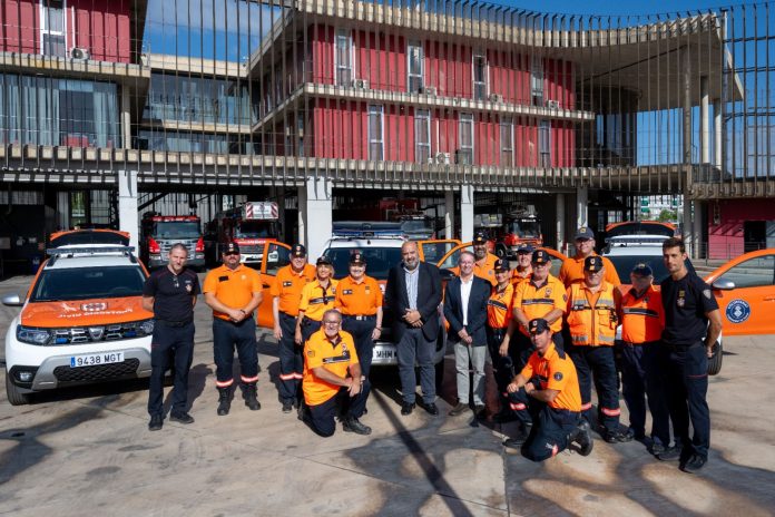 Tres nuevos vehículos para la agrupación de voluntarios de Protección Civil