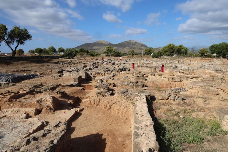 Impulso al futuro Centro de Arqueología en Alcúdia con la participación de todos los sectores implicados