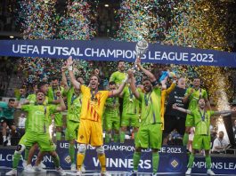 El campeón de la UEFA Futsal Champions League se enfrentará al campeón de la CONMEBOL Libertadores Futsal. Será un duelo a partido único en la localidad de Foz de Iguaçu, en Brasil. El encuentro se disputará la madrugada del jueves 7 de diciembre