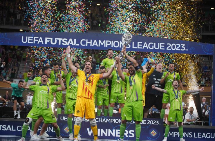 El campeón de la UEFA Futsal Champions League se enfrentará al campeón de la CONMEBOL Libertadores Futsal. Será un duelo a partido único en la localidad de Foz de Iguaçu, en Brasil. El encuentro se disputará la madrugada del jueves 7 de diciembre