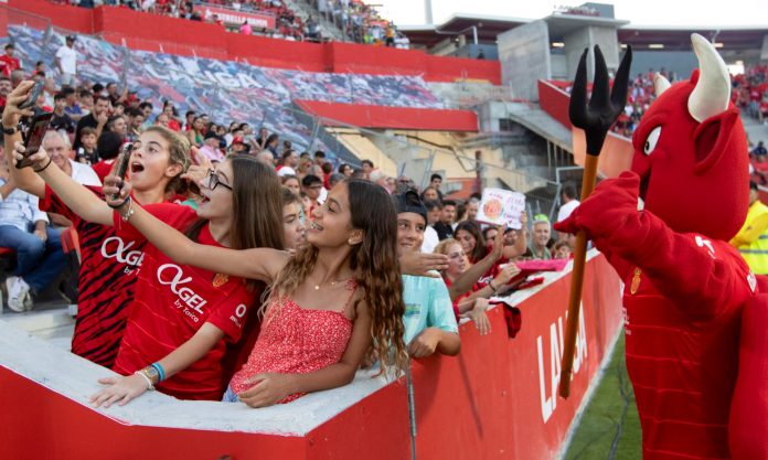 El RCD Mallorca alcanza los 19.312 abonados