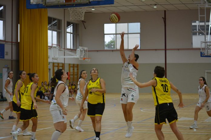 Aleris Bàsquet Calvià y Sant Josep Obrer mantienen el pulso al frente de la Lliga Escribano femenina