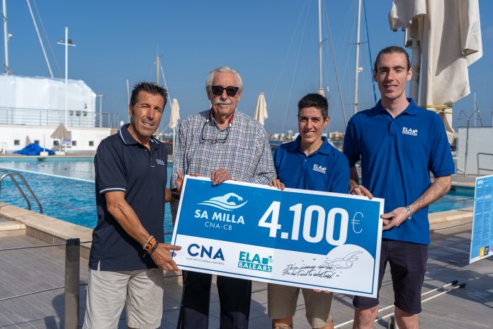 El Club Nàutic S’Arenal entrega la recaudación de Sa Milla de natación a ELA Balears