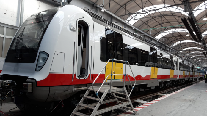 Finaliza el proceso de fabricación del primero de los cinco nuevos trenes de SFM que llegarán a Mallorca durante 2024