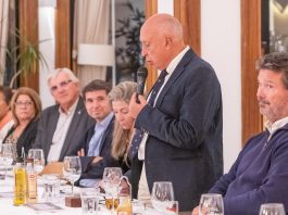 Los navegantes de Baleares celebran la tradicional cena de ADN Mediterráneo