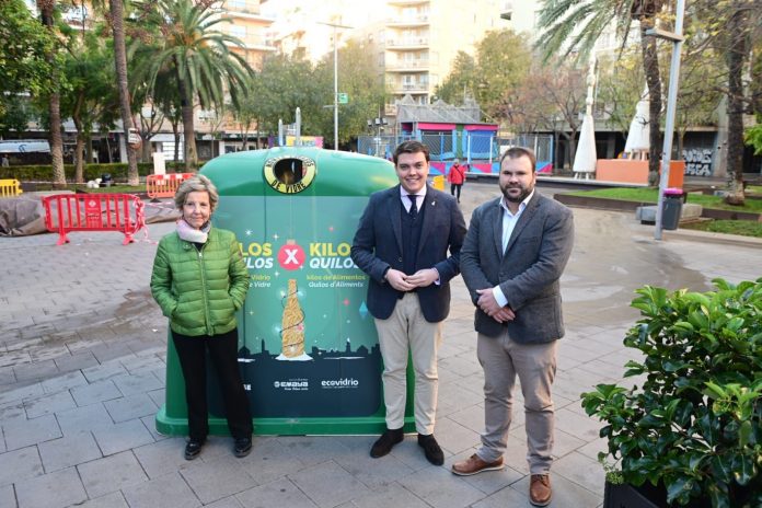 Presentación de la campaña solidaria de Navidad de Ecovidrio y el Ajuntament en beneficio de Mallorca Sense Fam