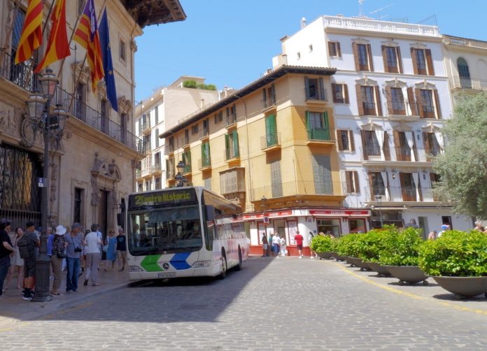 La EMT Palma ajusta sus horarios durante las vacaciones escolares de Navidad