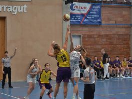 Los favoritas de la Lliga Escribano femenina sufren pero ganan