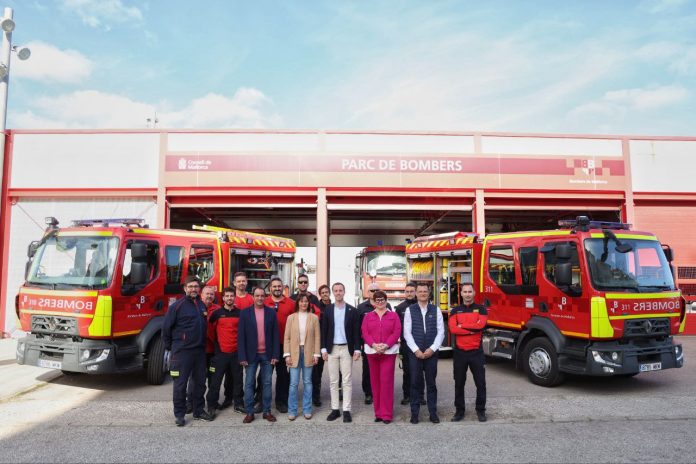 Los Bomberos de Mallorca modernizan la flota con dos camiones nuevos