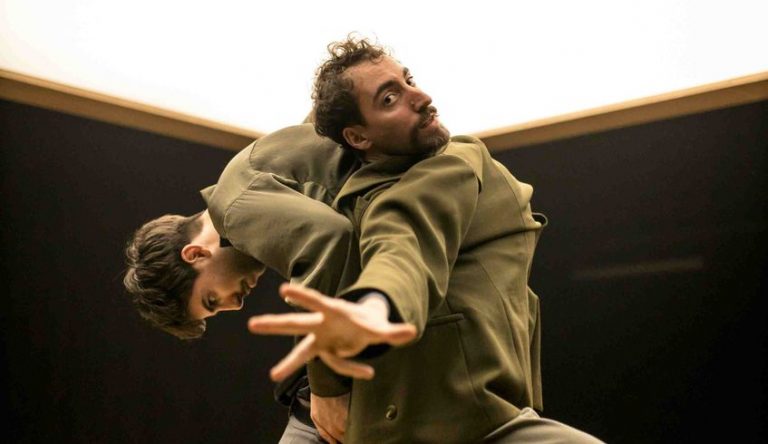 "Los perros", de Led Silhouette y Marcos Morau en el Principal