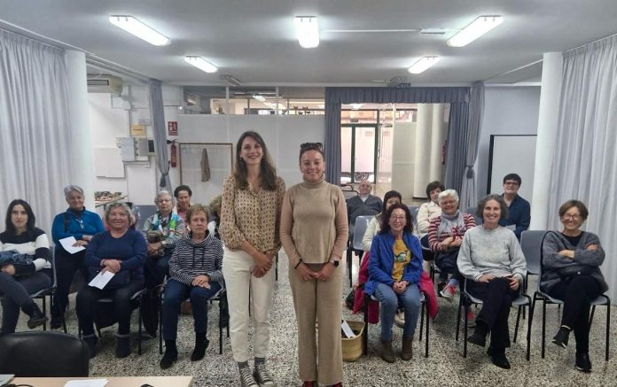 Actividades para gente mayor en los centros socioculturales