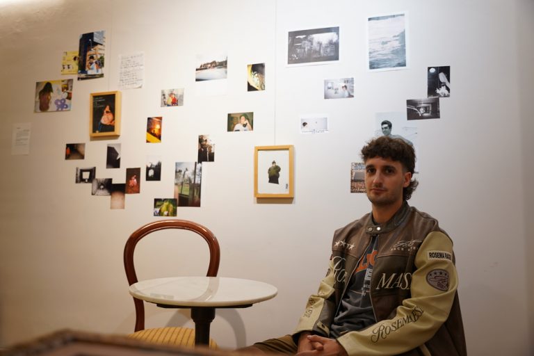 "Hoy es siempre todavía": La retrospectiva del artista Pau Mateu Sáez en la Nit de l'Art