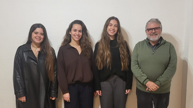 Alumnos de Derecho de la UIB colaboran en una guía jurídica para damnificados por la gota fría de Valencia