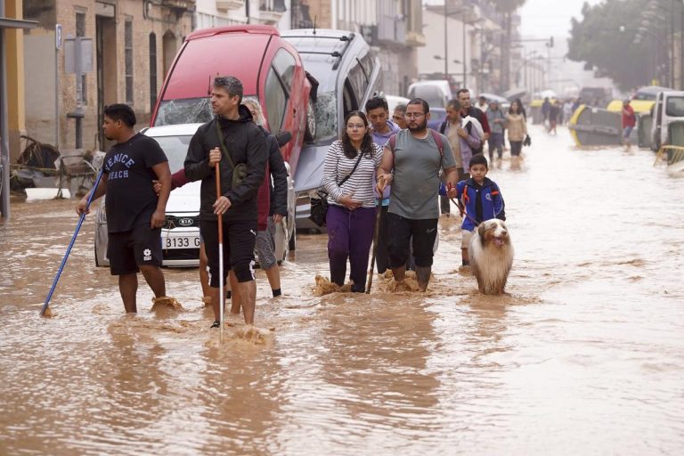 La Federación de Asociaciones de Vecinos de Palma organiza «De Cor a Cor», un concierto a beneficio de la población afectada por las inundaciones de Valencia
